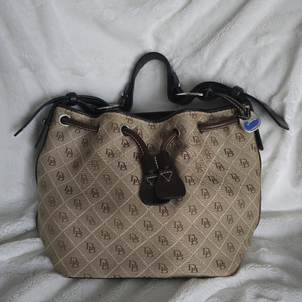 Dooney and Bourke purse